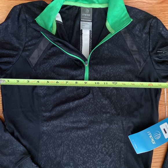 MPG NWT Mondetta Reflective Quarter Zip Cooling Running Top - Picture 14 of 16